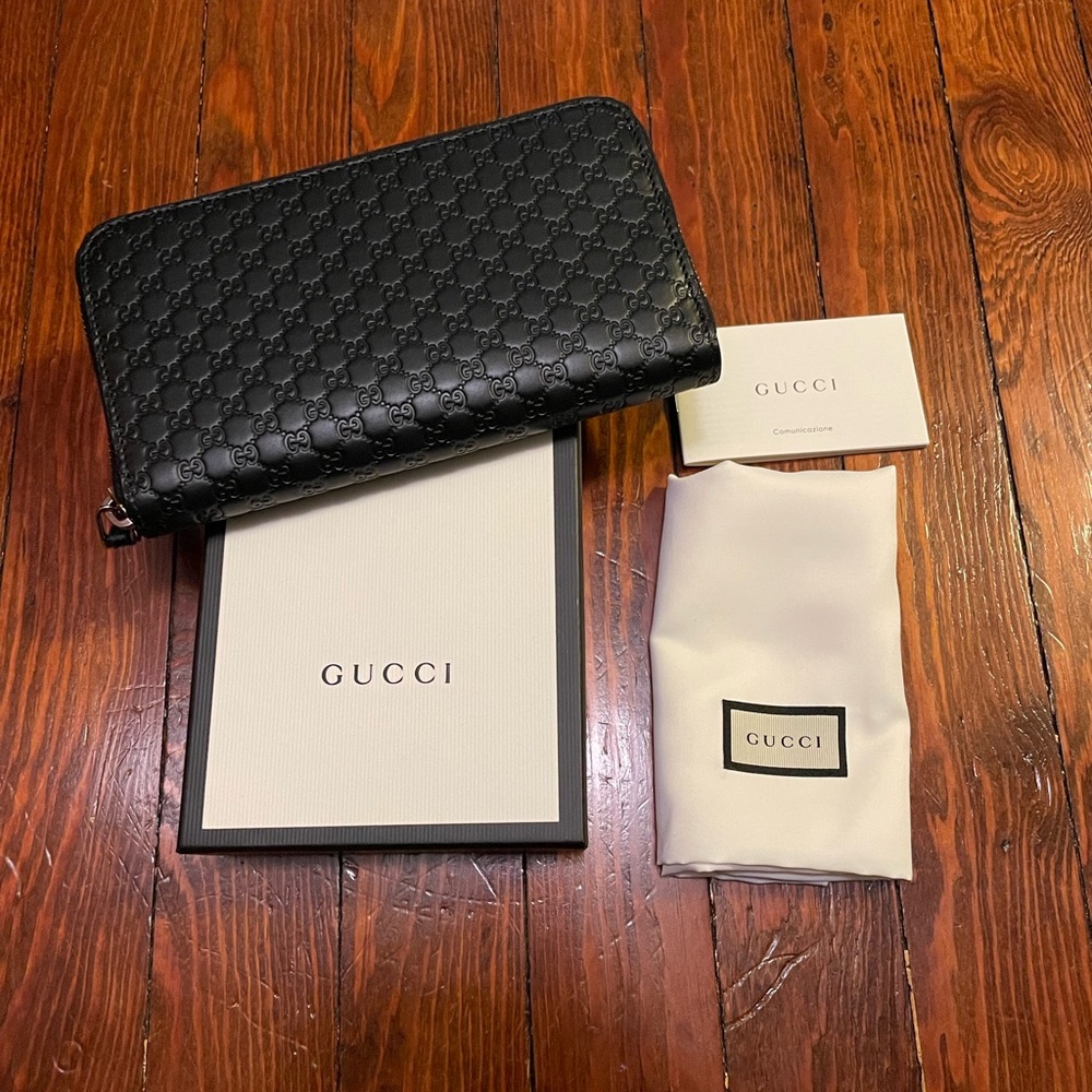 Gucci Guccissima Black Leather Wallet new in box